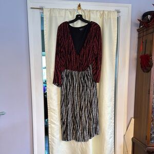 Igigi Black and Red Patterned Long Sleeve Dress